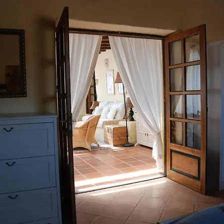 El Perinque Villa Femés